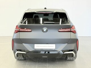 2025 BMW X3 Long 30L xDrive IV (G45/G48), чёрный, 7200000 рублей, вид 5