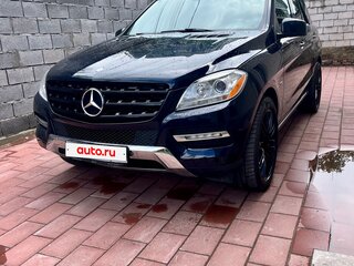2011 Mercedes-Benz M-Класс 350 III (W166), синий, 2500000 рублей, вид 2