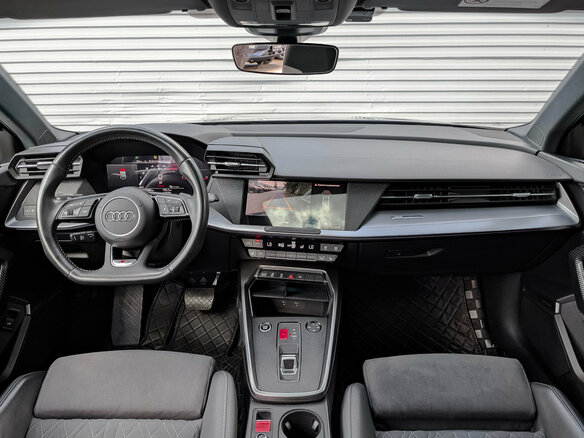 2022 Audi A3 Sportback 35 TFSI IV (8Y), зелёный, 2965000 рублей - вид 13