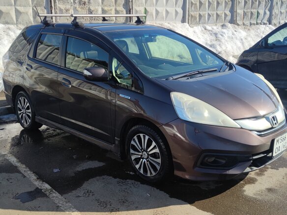 2014 Honda Fit Shuttle I Рестайлинг, коричневый - вид 1