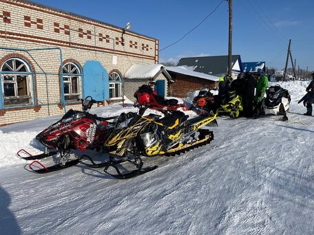 2012 BRP Ski-Doo Summit 800, жёлтый, 710000 рублей, вид 5