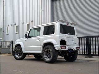 2022 Suzuki Jimny Sierra IV, белый, 1378000 рублей, вид 3