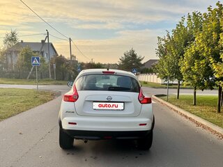 2014 Nissan Juke I, белый, 1052953 рублей, вид 4