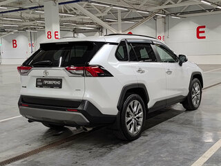 2022 Toyota RAV4 V (XA50), белый, 3340000 рублей, вид 5
