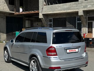 2010 Mercedes-Benz GL-Класс 500 I (X164) Рестайлинг, серебристый, 1600000 рублей, вид 3