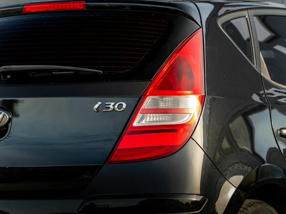 2010 Hyundai i30 I Рестайлинг, чёрный, 580000 рублей - вид 12