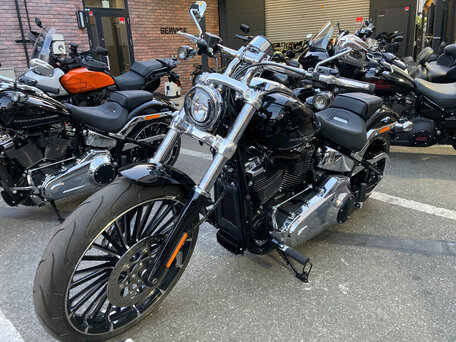2025 Harley-Davidson Breakout, чёрный, 2300000 рублей, вид 4