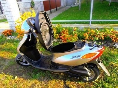 2012 Yamaha Jog, серебристый, 105000 рублей, вид 4