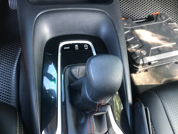 2021 Toyota Corolla XII (E210), белый, 1839000 рублей - вид 3