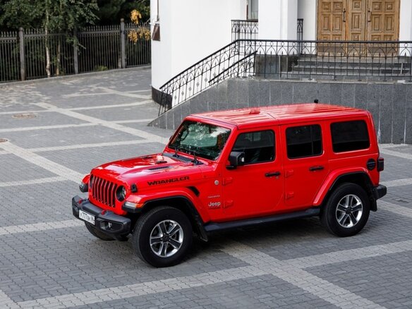 2019 Jeep Wrangler IV (JL), красный, 4850000 рублей - вид 12