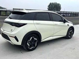 2025 BYD Dolphin 45.12 kWh I Рестайлинг, белый, 1399213 рублей, вид 4