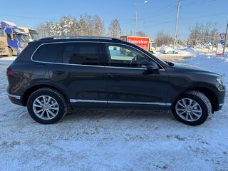2015 Volkswagen Touareg II Рестайлинг, коричневый, 3000000 рублей, вид 3