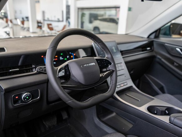 2026 Jeland J6, зелёный, 2350000 рублей - вид 11