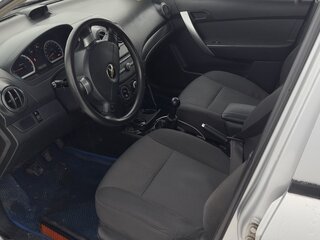 2008 Chevrolet Aveo I Рестайлинг, серебристый, 425000 рублей, вид 2
