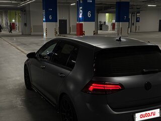 2017 Volkswagen Golf R VII Рестайлинг, серый, 4000000 рублей, вид 4