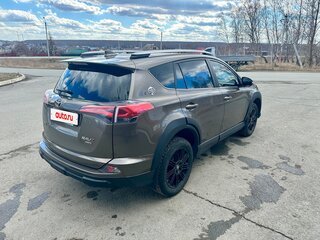 2017 Toyota RAV4 IV (XA40) Рестайлинг, коричневый, 2500000 рублей, вид 5