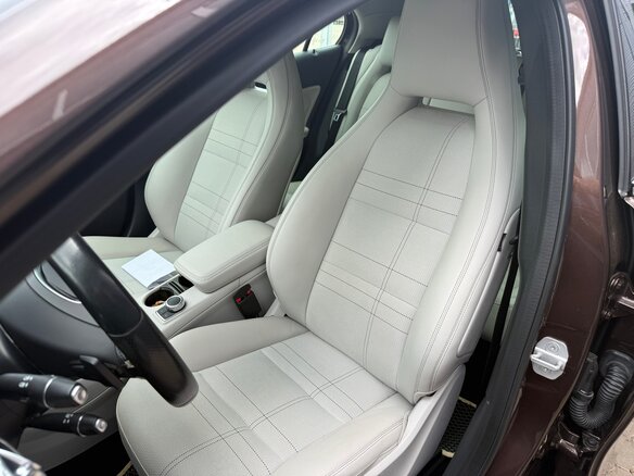 2015 Mercedes-Benz GLA 250 I (X156), коричневый - вид 4