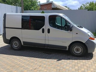 2004 Renault Trafic II, серый, 1000000 рублей, вид 2