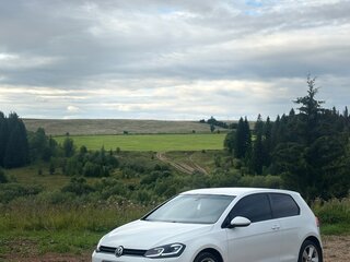 2014 Volkswagen Golf VII, белый, 960000 рублей, вид 3
