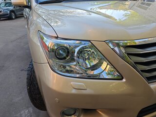 2010 Lexus LX 570 III, золотистый, 2650000 рублей, вид 5