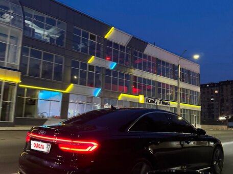 2020 Audi A8 50 TDI IV (D5), чёрный, 5200000 рублей, вид 4