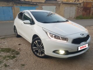2014 Kia Ceed II, белый, 1300000 рублей, вид 4