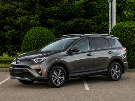 Toyota RAV4 IV (XA40) Рестайлинг