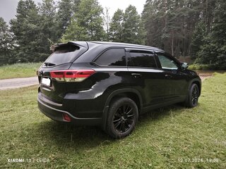 2019 Toyota Highlander III (XU50) Рестайлинг, чёрный, 3123848 рублей, вид 3