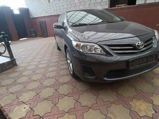 2011 Toyota Corolla X (E140, E150) Рестайлинг, серый, 885000 рублей, вид 1