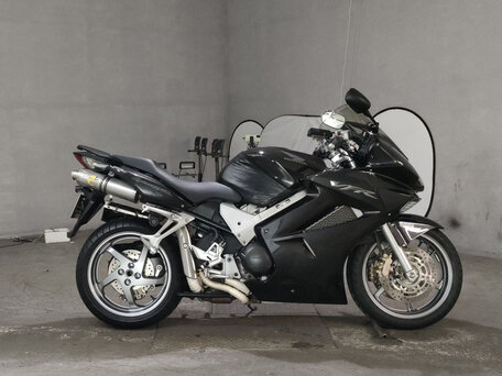 2009 Honda VFR 800, чёрный, 480000 рублей, вид 3