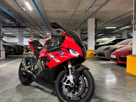 2019 BMW S 1000 RR, красный, 1600000 рублей, вид 1