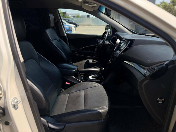 2013 Hyundai Santa Fe III, бежевый - вид 28