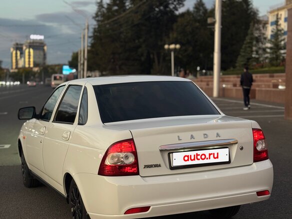 2018 Lada (ВАЗ) Priora I Рестайлинг, белый, 499000 рублей - вид 2