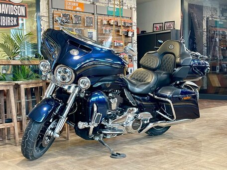 2018 Harley-Davidson CVO Limited, синий, 3500000 рублей, вид 1