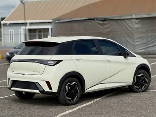 2024 BYD Dolphin 44.9 kWh I, бежевый, 1600000 рублей, вид 3