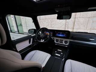 2026 Mercedes-Benz G-Класс AMG 63 AMG II (W465) Рестайлинг, зелёный, 26800000 рублей, вид 4