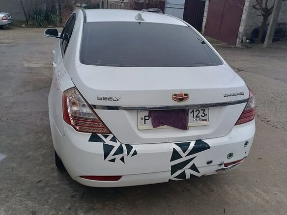 2013 Geely Emgrand EC7, белый, 430000 рублей - вид 1