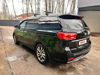 2018 Kia Carnival III, чёрный, 3150000 рублей, вид 5