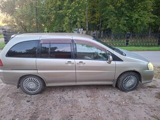 2004 Nissan Liberty, коричневый, 365000 рублей, вид 2