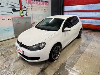 2011 Volkswagen Golf VI, белый, 720000 рублей, вид 1