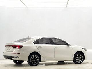 2022 Kia K3 II (China Market), белый, 1370000 рублей, вид 2