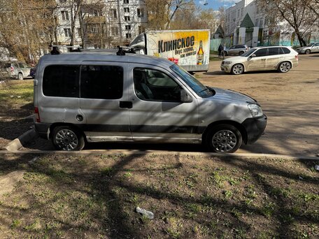 2007 Citroen Berlingo I Рестайлинг, серебристый, 310000 рублей, вид 3