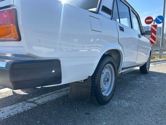 2007 Lada (ВАЗ) 2107, белый, 650000 рублей - вид 14
