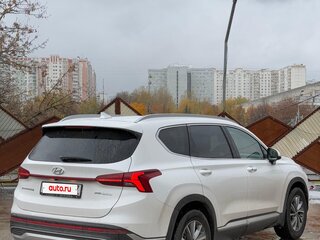 2021 Hyundai Santa Fe IV Рестайлинг, белый, 3500000 рублей, вид 4