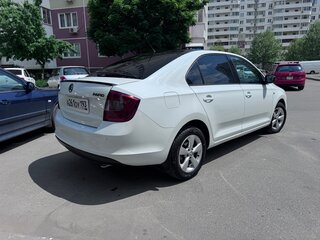 2014 Skoda Rapid I, белый, 905000 рублей, вид 3