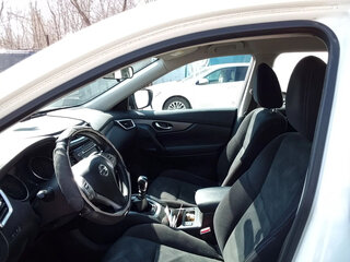 2017 Nissan X-Trail III Рестайлинг, белый, 1500000 рублей, вид 5