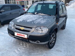 2016 Chevrolet Niva I Рестайлинг, серый, 650000 рублей, вид 1