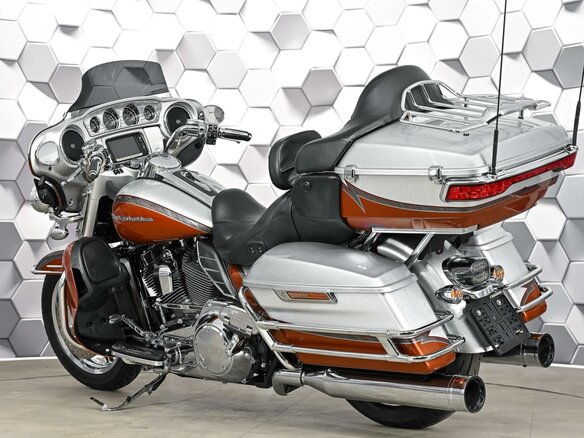 2014 Harley-Davidson Electra Glide, серебристый, 1429000 рублей - вид 7