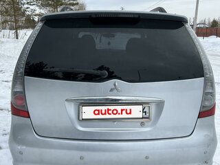 2005 Mitsubishi Grandis I, серебристый, 630000 рублей, вид 5