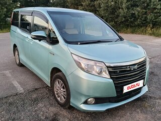 2015 Toyota Noah III (R80), голубой, 1750000 рублей, вид 2